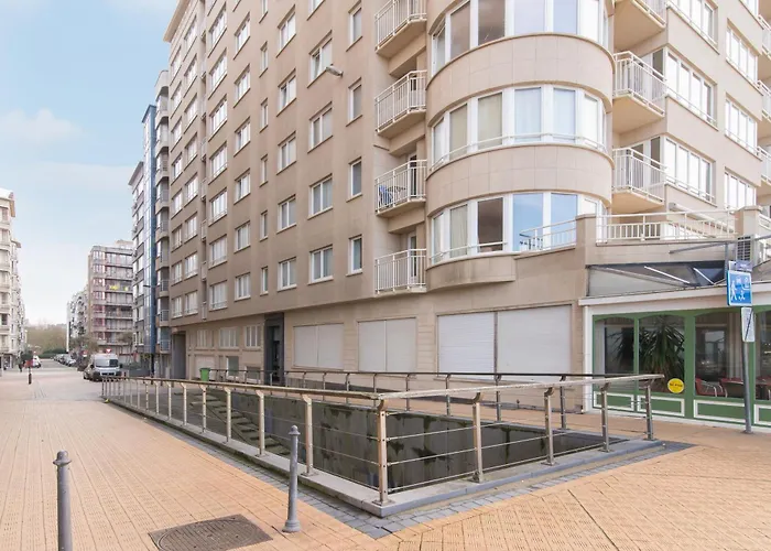 Lecomte - The Shoreline Seaview 187 Appartement