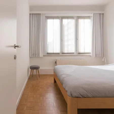 Appartement Lecomte - The Shoreline Seaview 187 Oostende