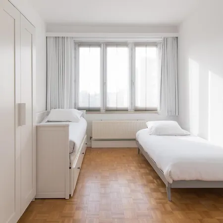 Appartement Lecomte - The Shoreline Seaview 187 Oostende